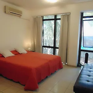 https://monoambiente-av-godoy-cruz.hotelsmendoza.com