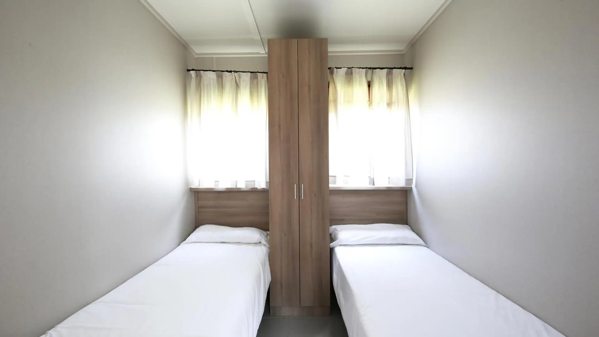 Camping & Bungalows Zumaia Campsite